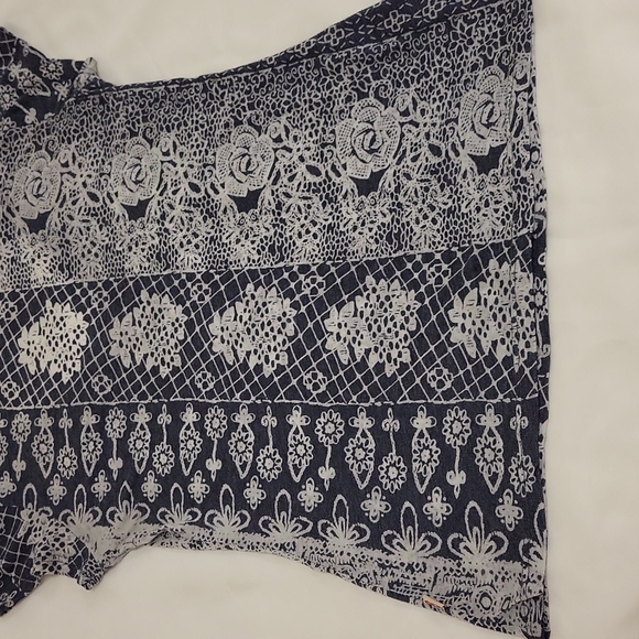 Curious Gypsy Short Sleeve T-Shirt Sheer Boho Hippie Grey White Women'sM - Picture 11 of 13